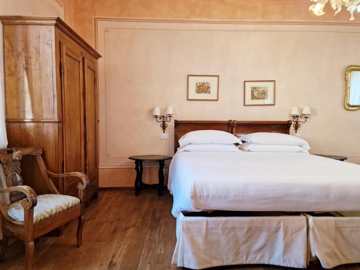 Relais Vimercati Crema Exteriör bild